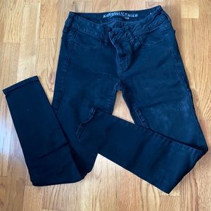 AE Womens super stretch Jegging size 4 short, black.